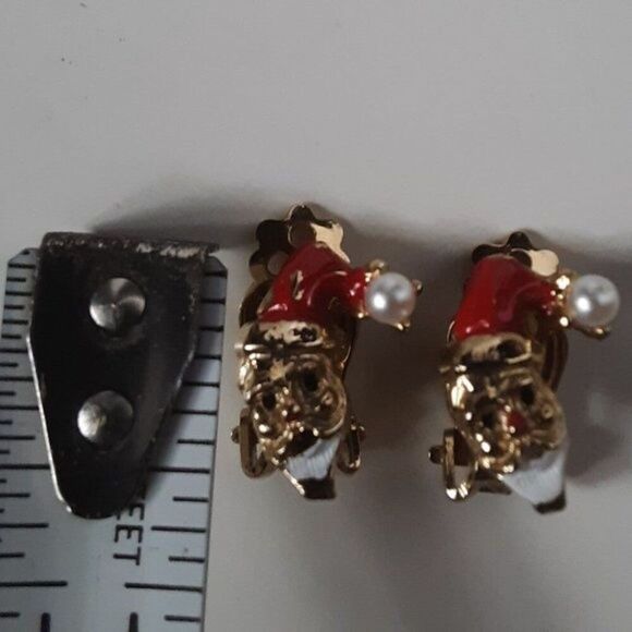 Santa Vintage Clip Earrings - Picture 5 of 7